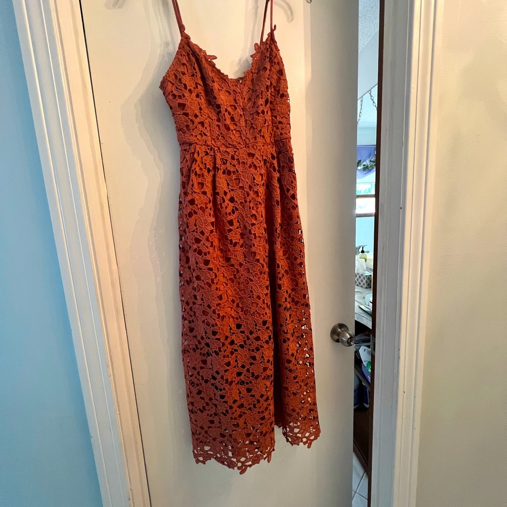Astr lace dress, size medium, reddish/rust color